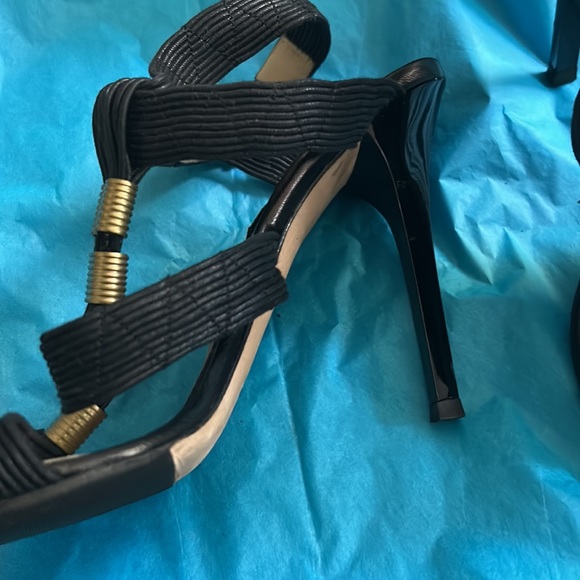 Jimmy Choo black high heel gladiator style with gold bands size 39 1/2 New - Picture 4 of 11